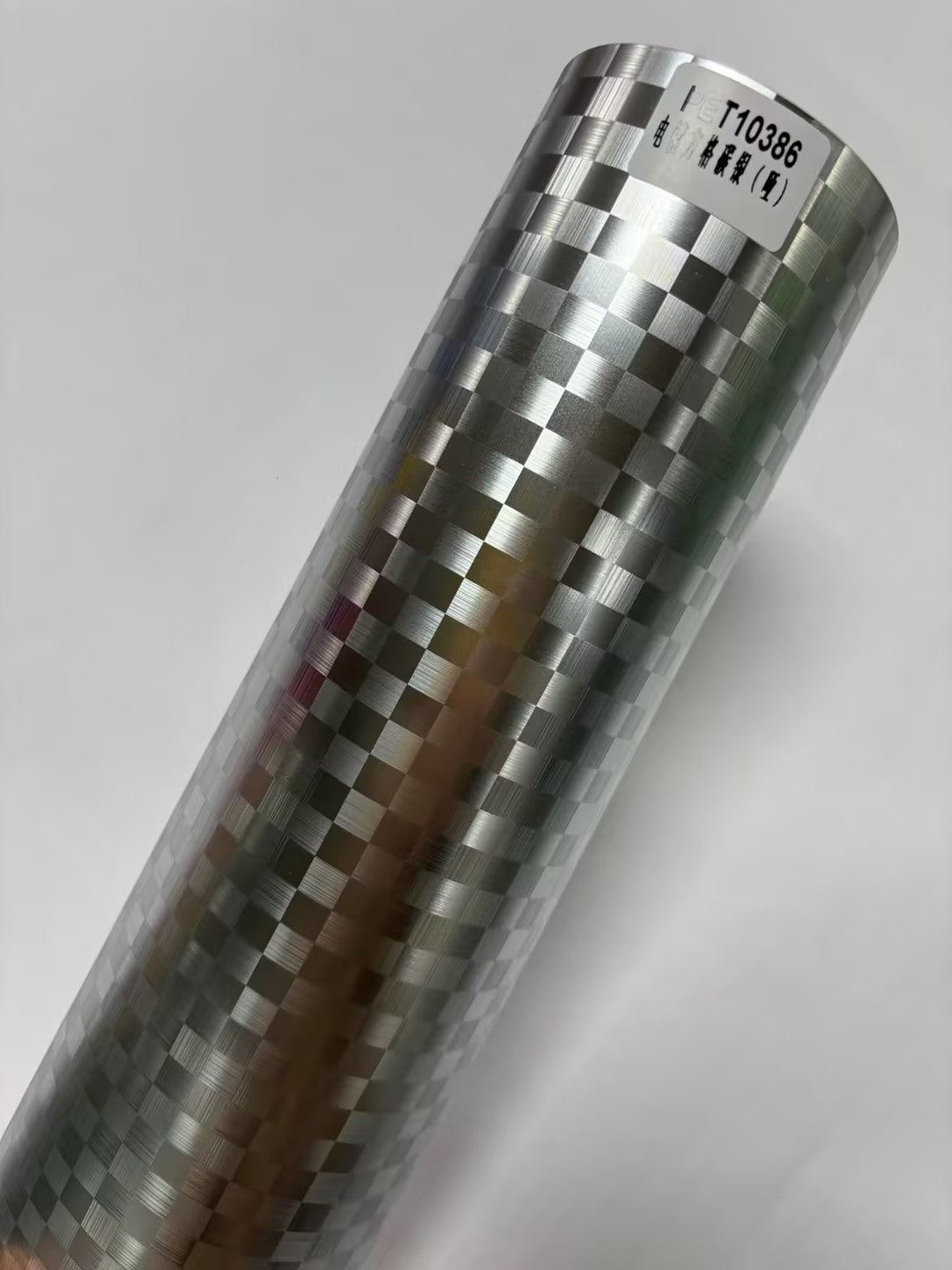 PET10379 Gloss Chrome Checkered Carbon Silver